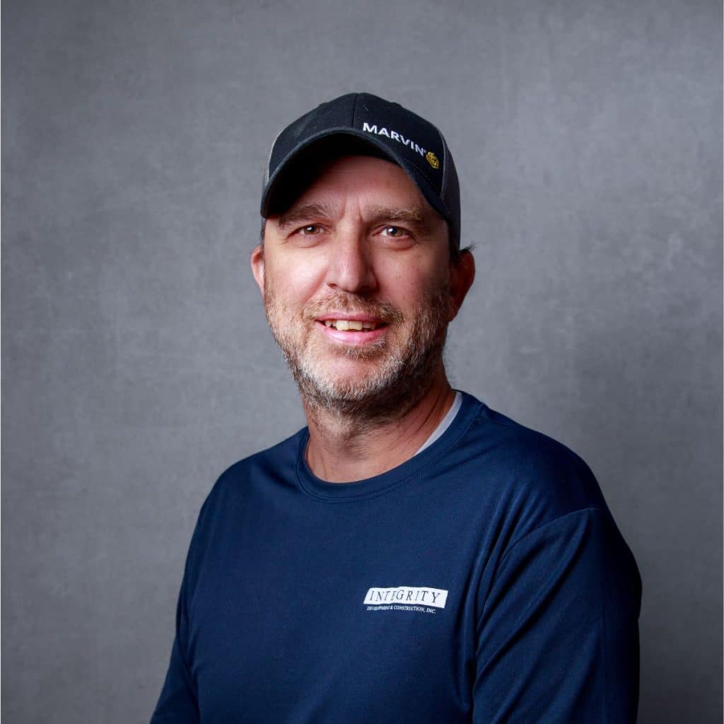 Head shot of Dave Perusse