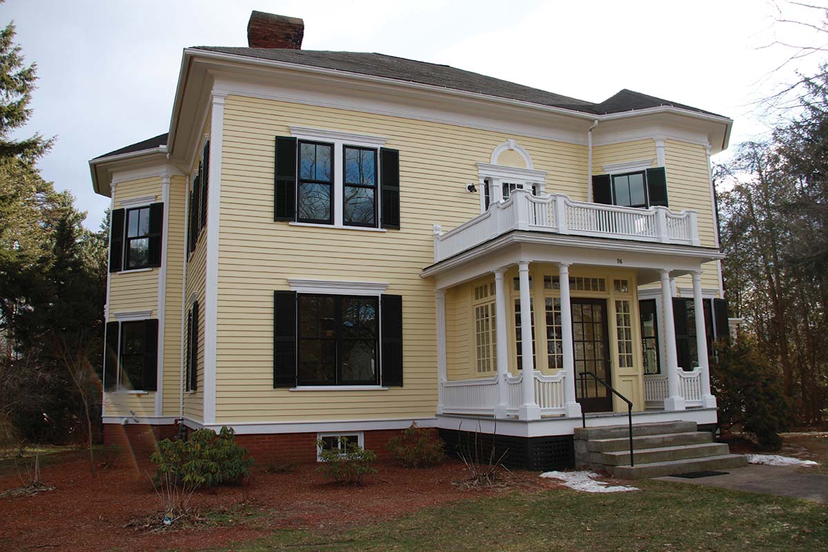 Photographs of an Amherst College duplex conversion completed by Integrity Development & Construction in Amherst, MA.